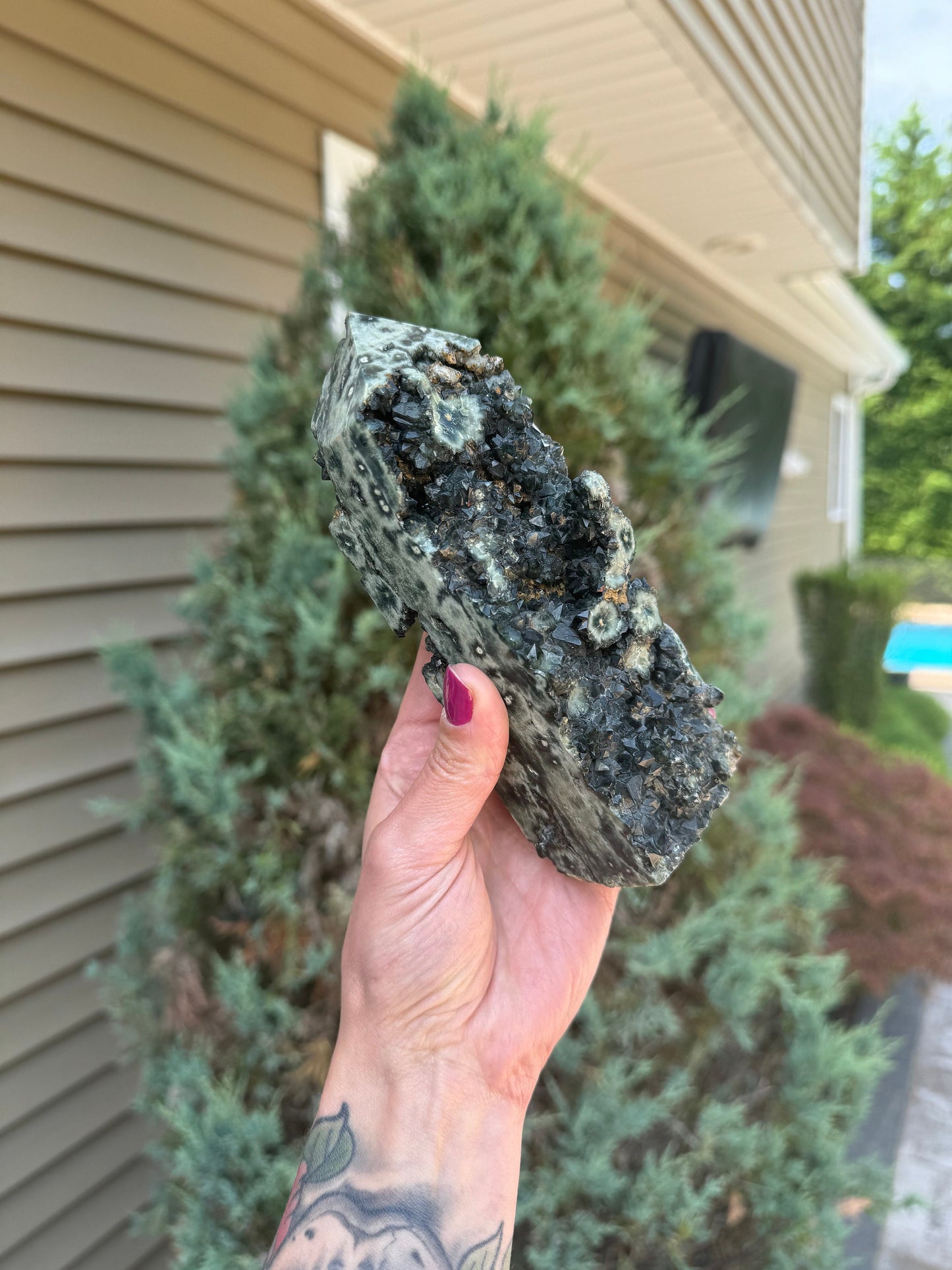 Black Druzy Ocean Jasper Tower