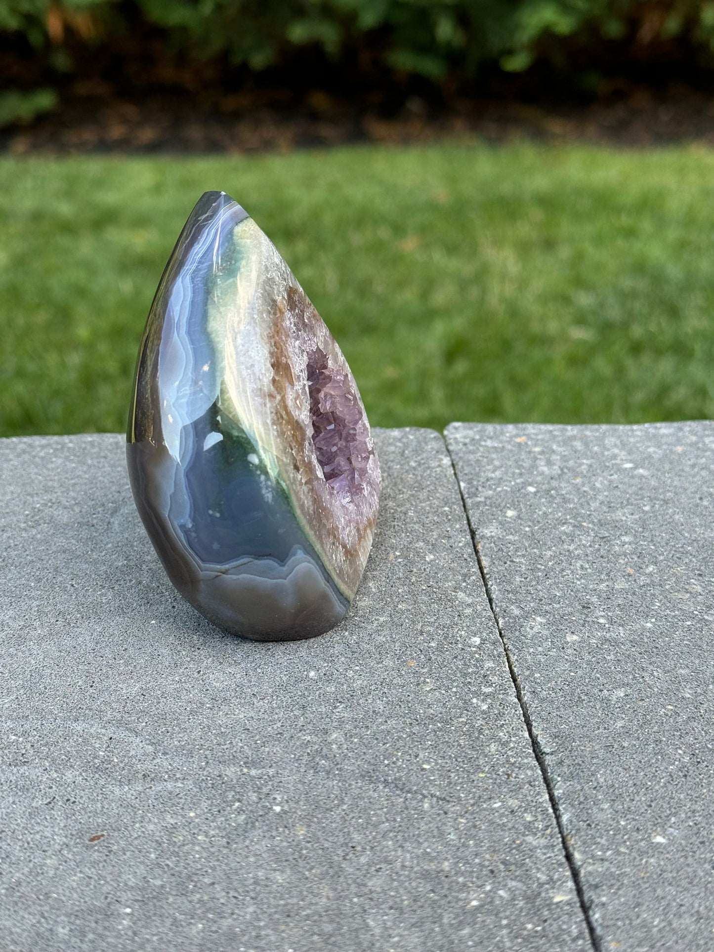 Druzy Banded Agate & Amethyst Flame