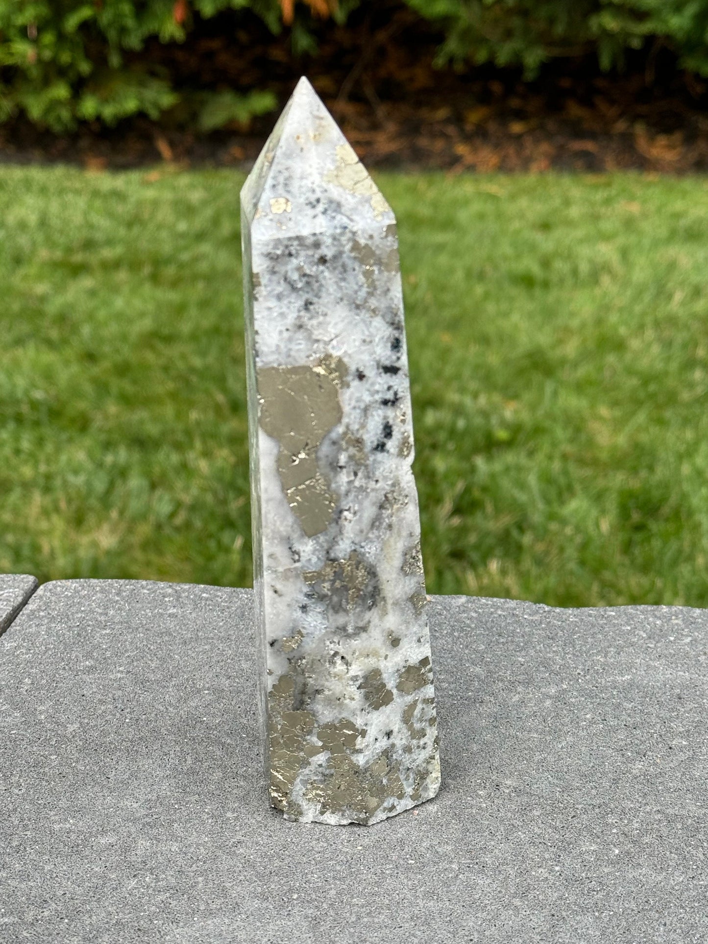 XL Quartz & Pyrite Tower (8")