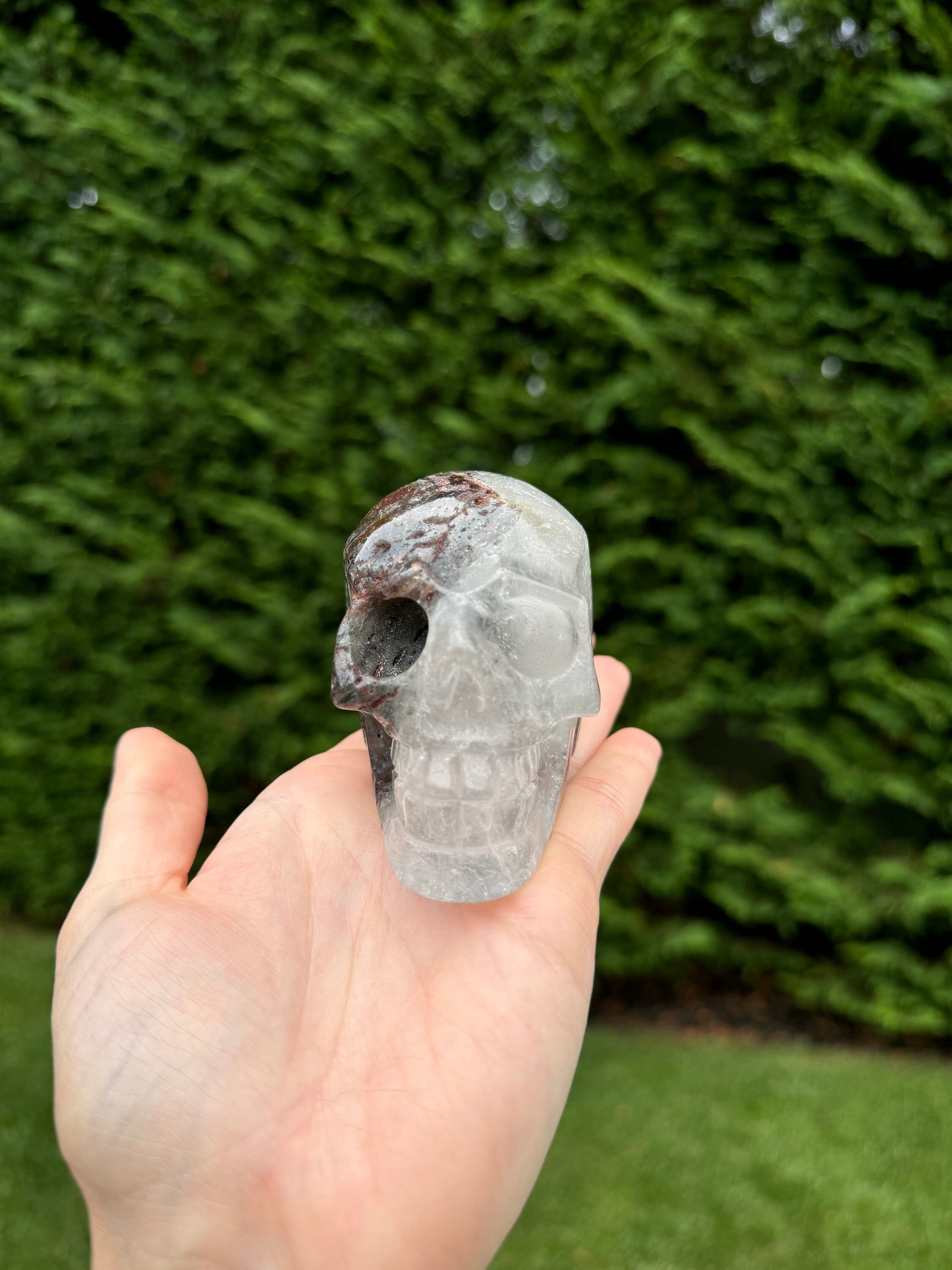 Garden Quartz Skull Carving