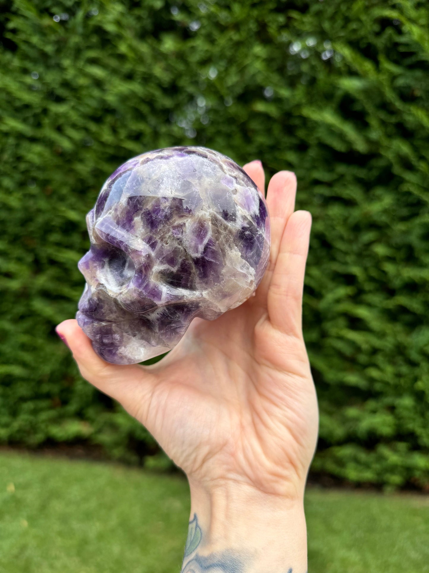 Chevron Amethyst Skull Carving