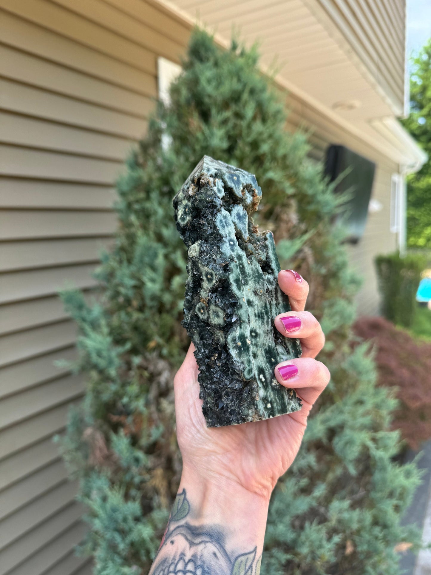 Black Druzy Ocean Jasper Tower