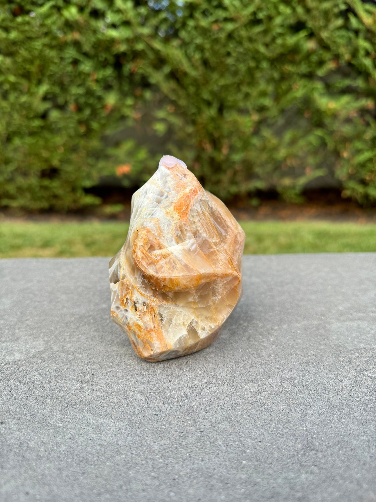 Flashy Peach Moonstone Flame