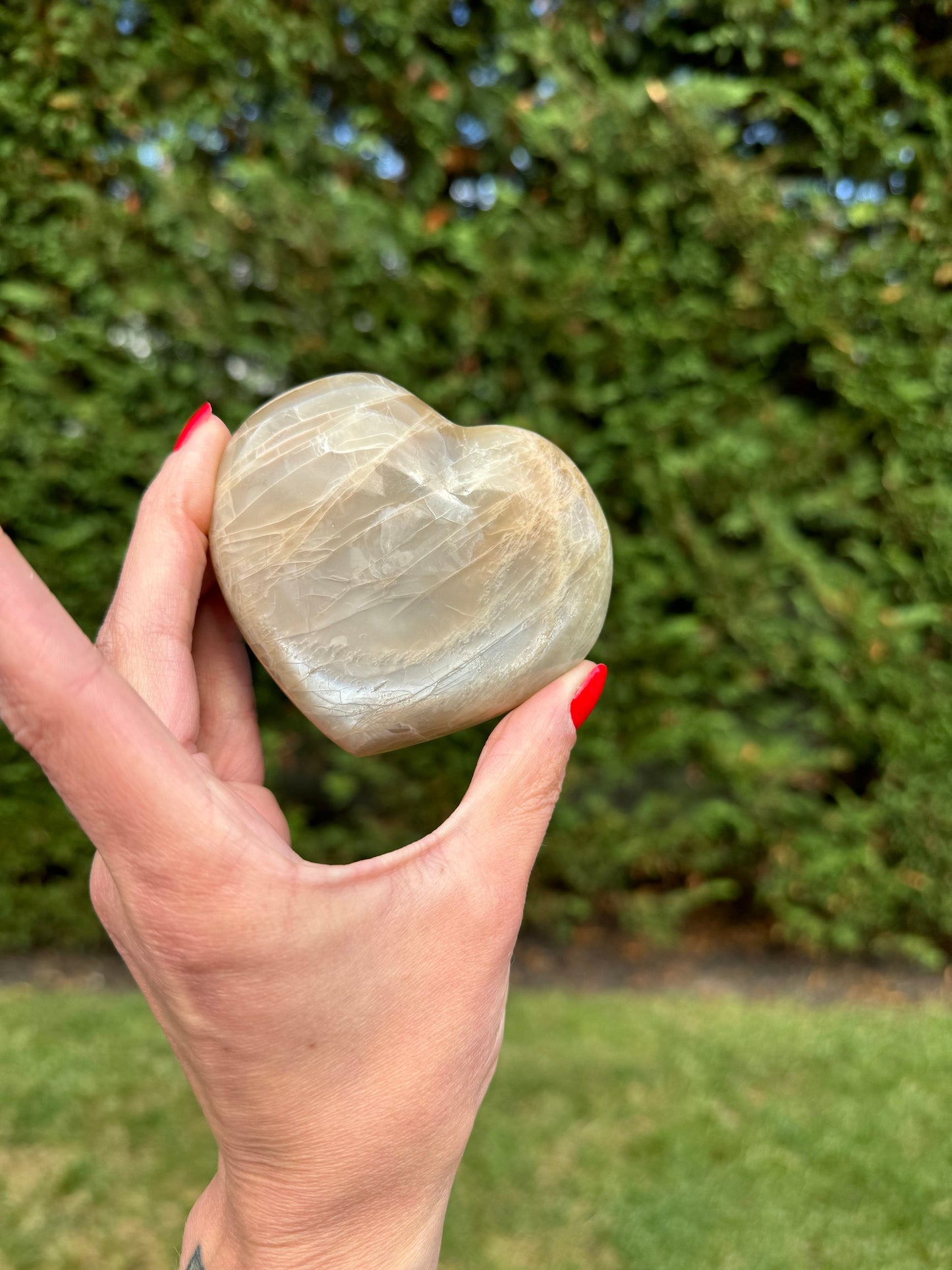 Flashy Peach Moonstone Heart Carving