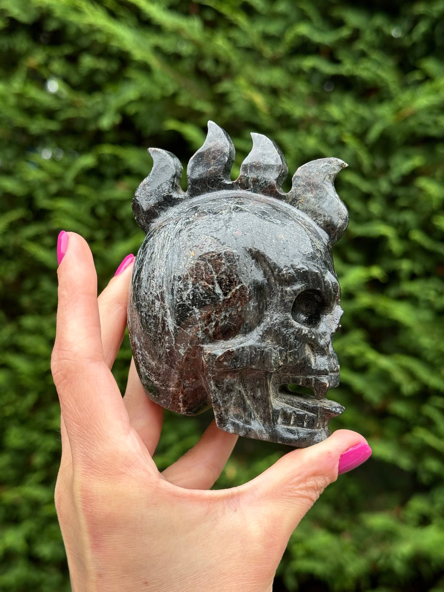 Garnet & Astrophyllite Mohawk Skull Carving (3.45")