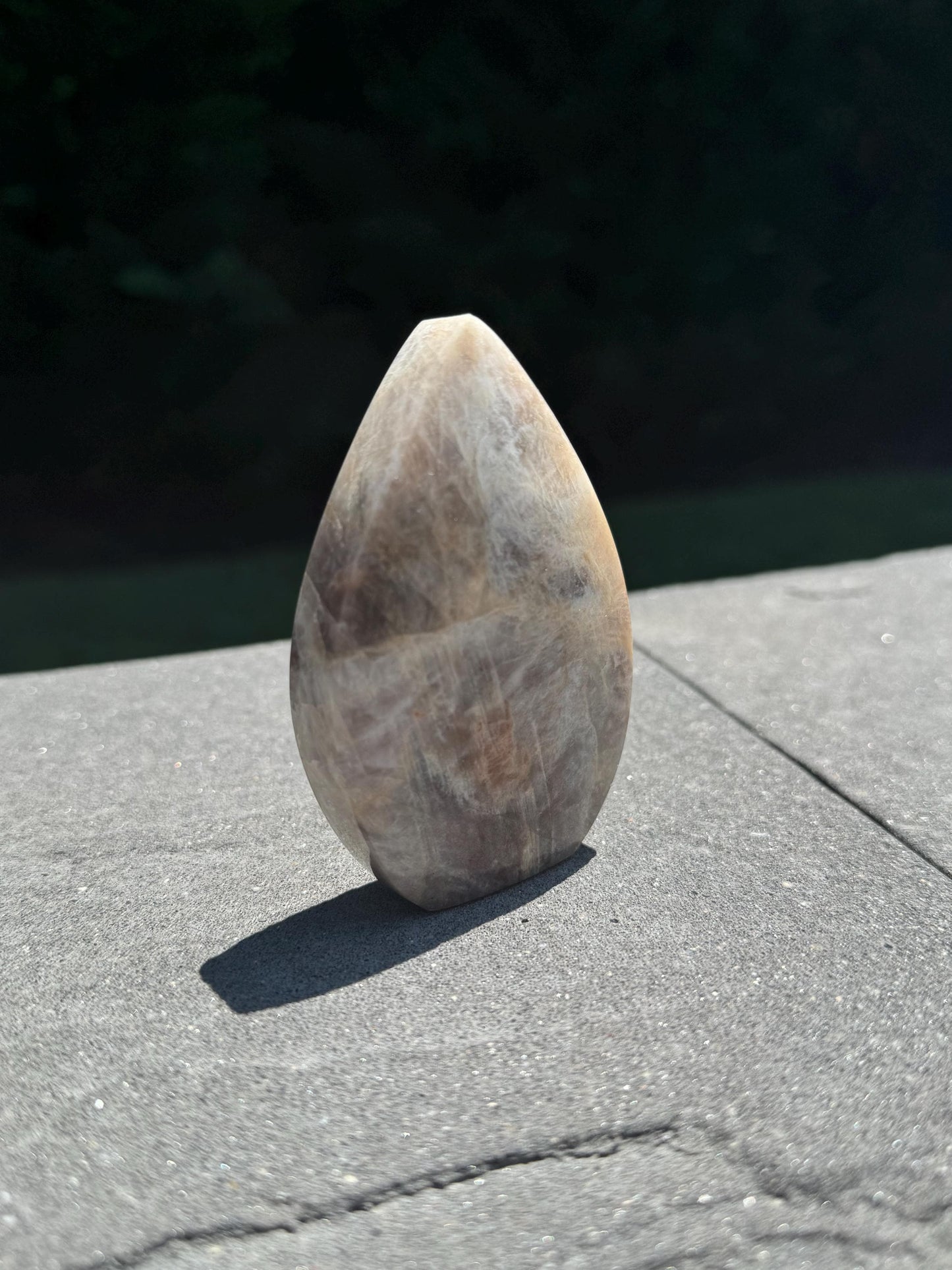 Flashy Peach Moonstone Flame