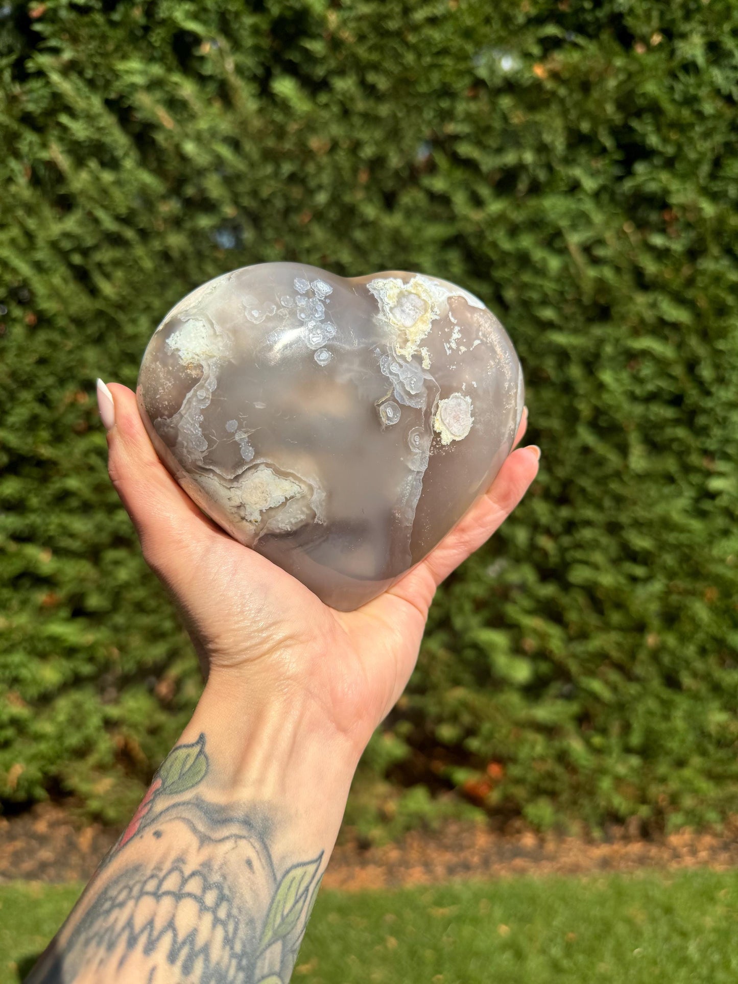 Black Flower Agate Heart Carving