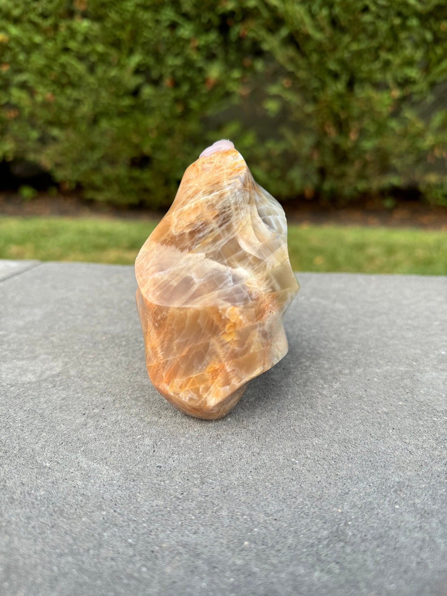 Flashy Peach Moonstone Flame