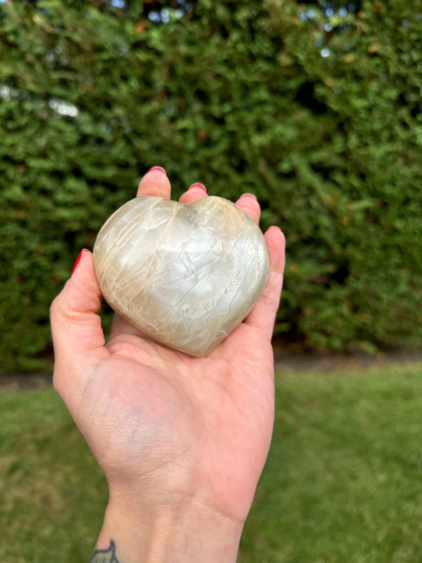 Flashy Peach Moonstone Heart Carving