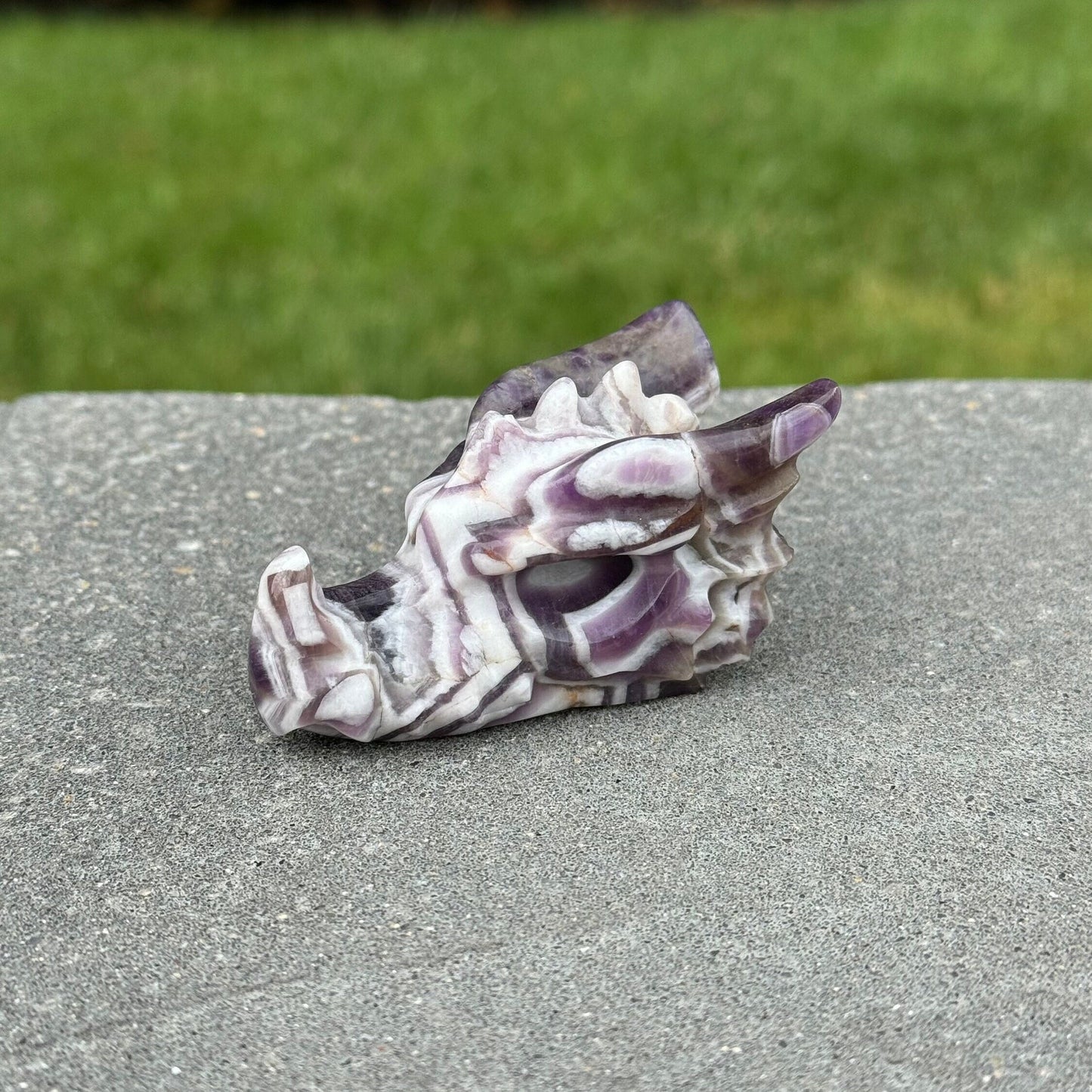 Chevron Amethyst Dragon Head Carving