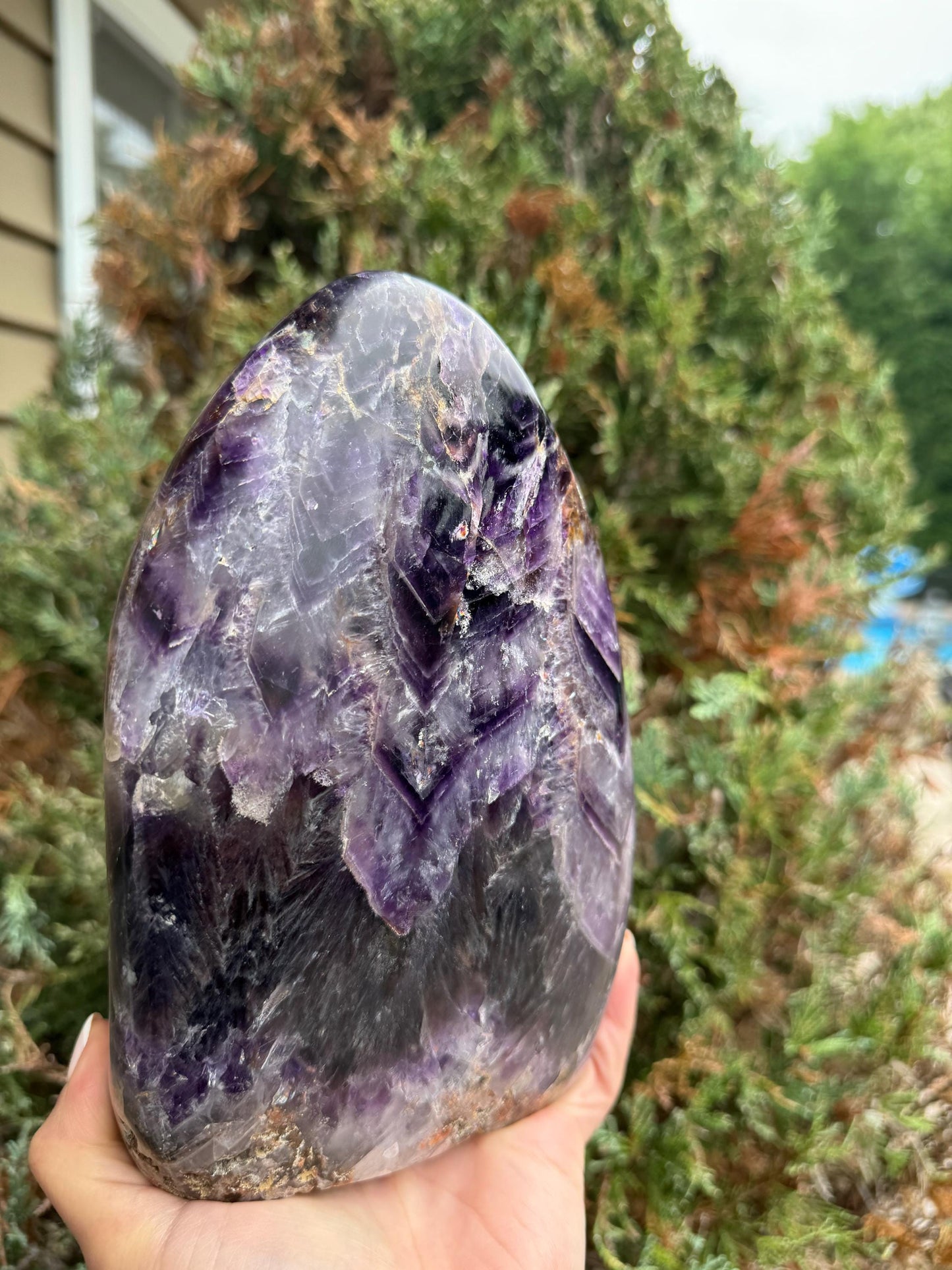 XL Chevron Amethyst Freeform (7lbs.)