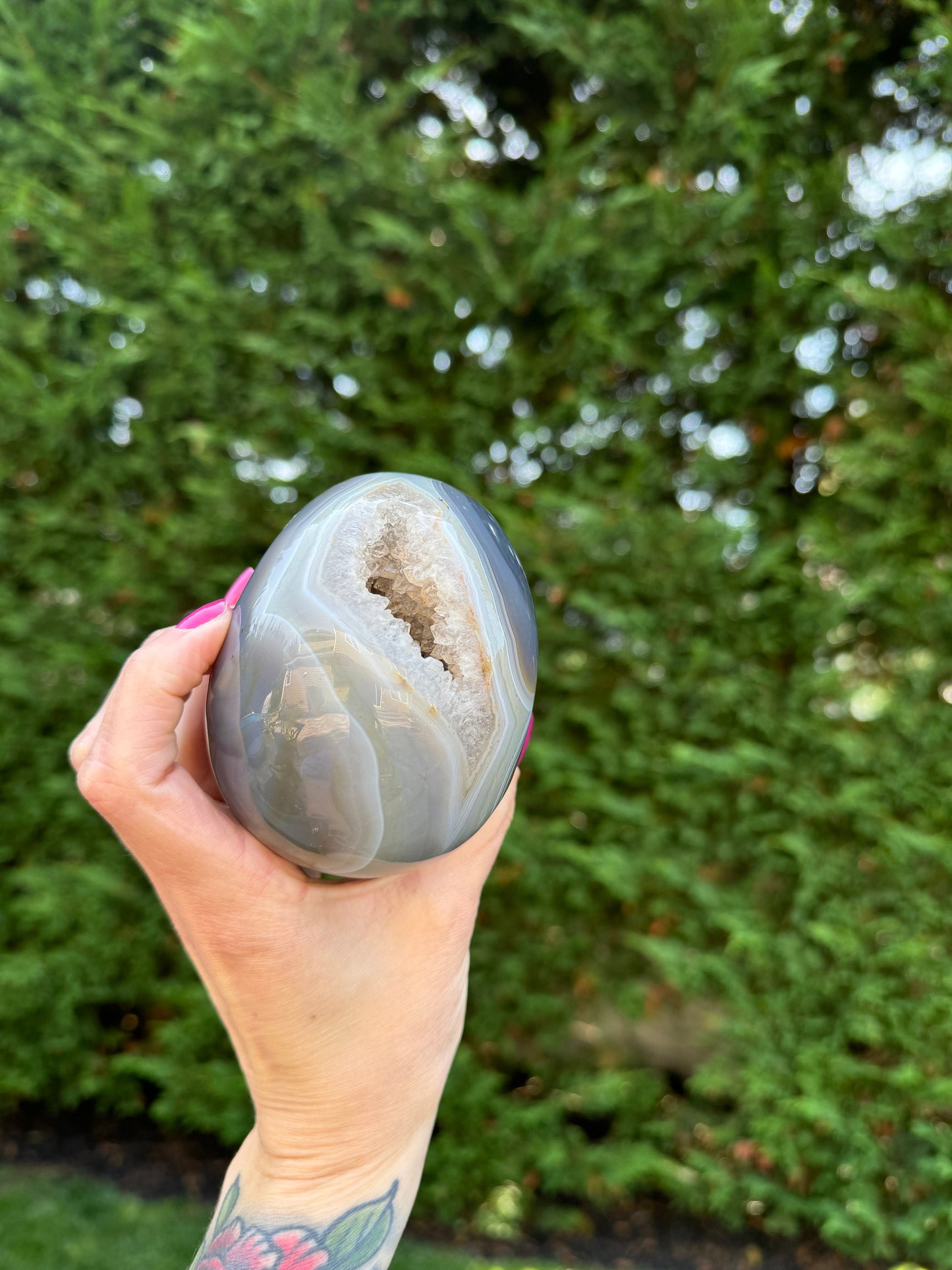 Druzy Banded Agate Dendritic Skull Carving (4.3")