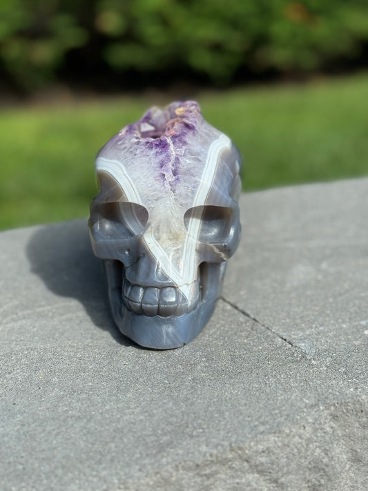 XL Druzy Banded Agate & Amethyst Hi-Def Geode Skull Carving (6")