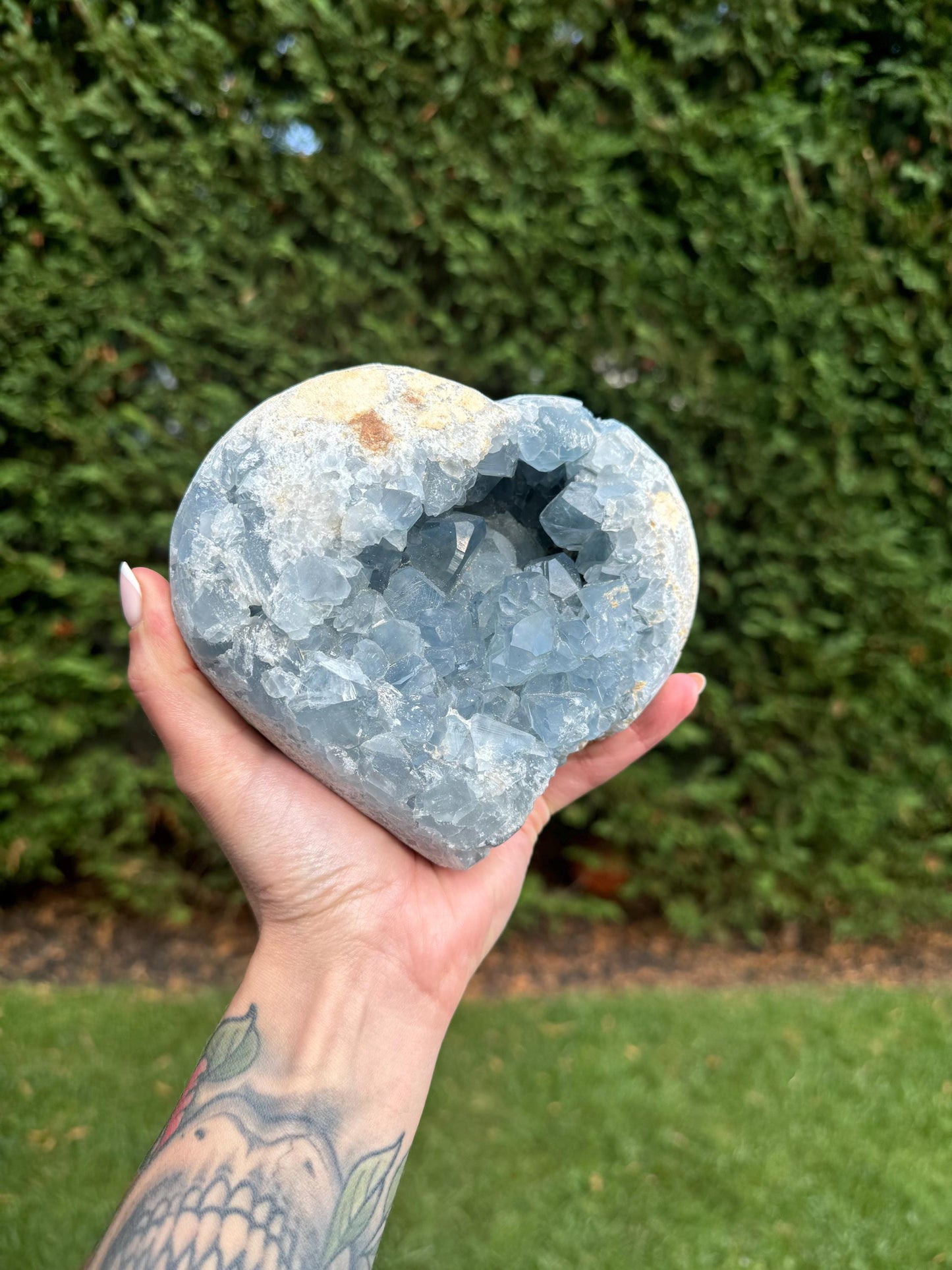 XL Blue Celestite Heart Carving (5.85lbs)