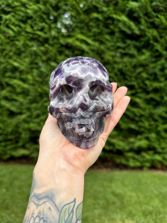 Chevron Amethyst Skull Carving (4.5")